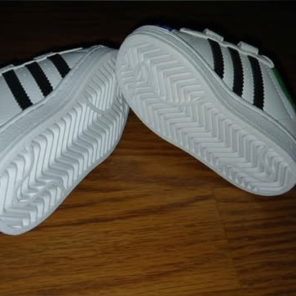 Adidas Lego Design Sneakers with Velcro Straps - Picture 4 of 6